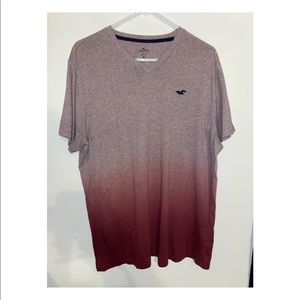 Hollister V-Neck Tee in size XL